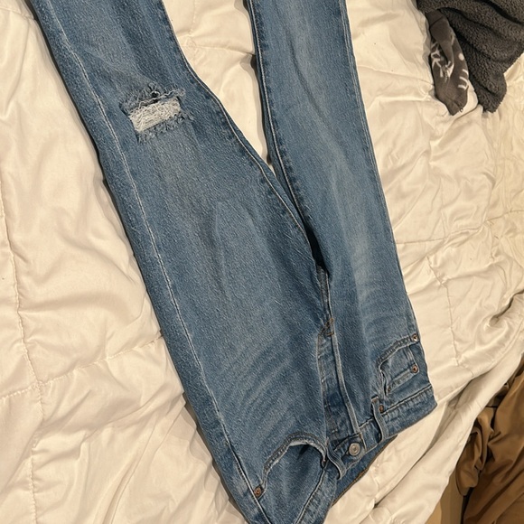 501’S Levi’s - Woman’s - Picture 5 of 9